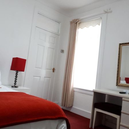 Glendarroch Guest House Largs Bagian luar foto